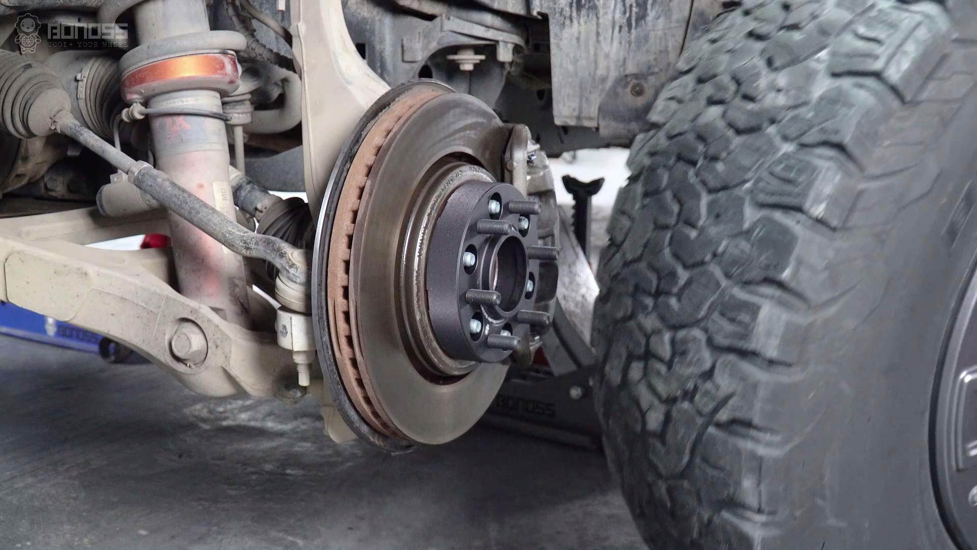 Optimize Your Truck with Aluminum F150 Wheel Spacers BONOSS Forged Active Cooling Adapters Hubcentric Spacers Before and After (3)