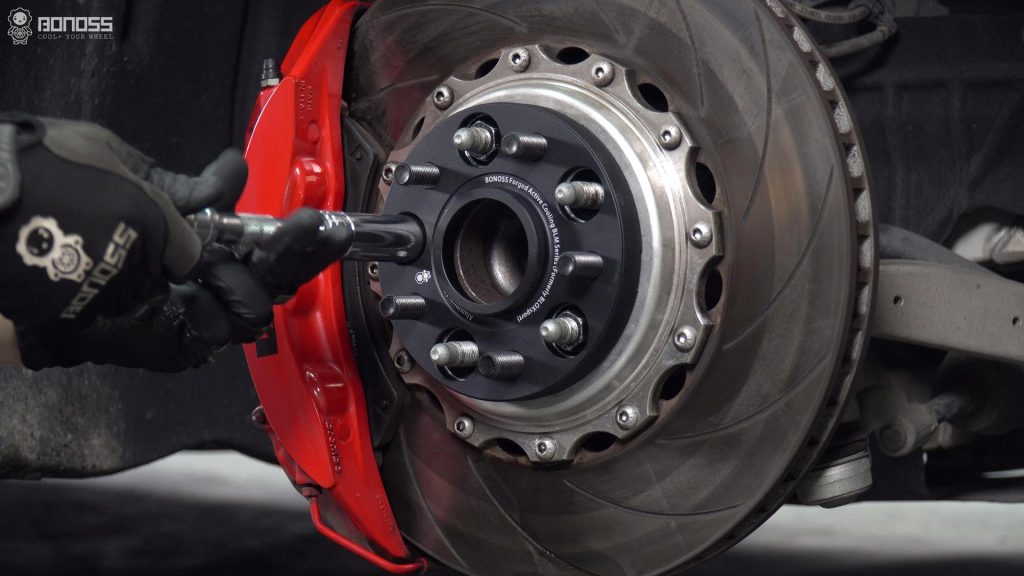 Choosing the Right 5x120 Wheel Spacers A Guide for Enthusiasts BONOSS Forged Active Cooling Wheel Spacers (2)