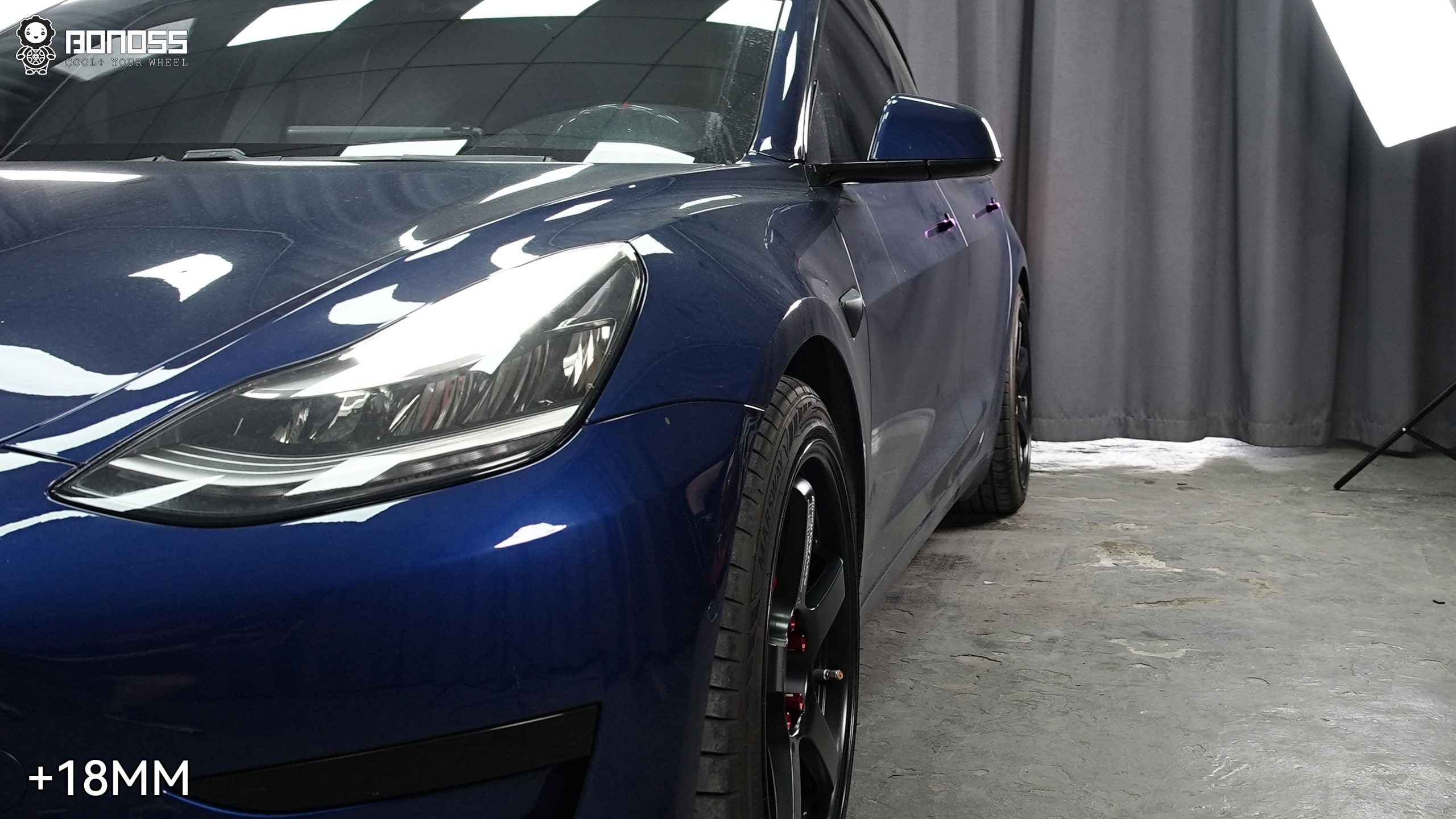فواصل العجلات المُصنعة من BONOSS ذات التبريد النشط لتيسلا موديل 3 2019: 18 ملم للأمام / 25 ملم للخلف