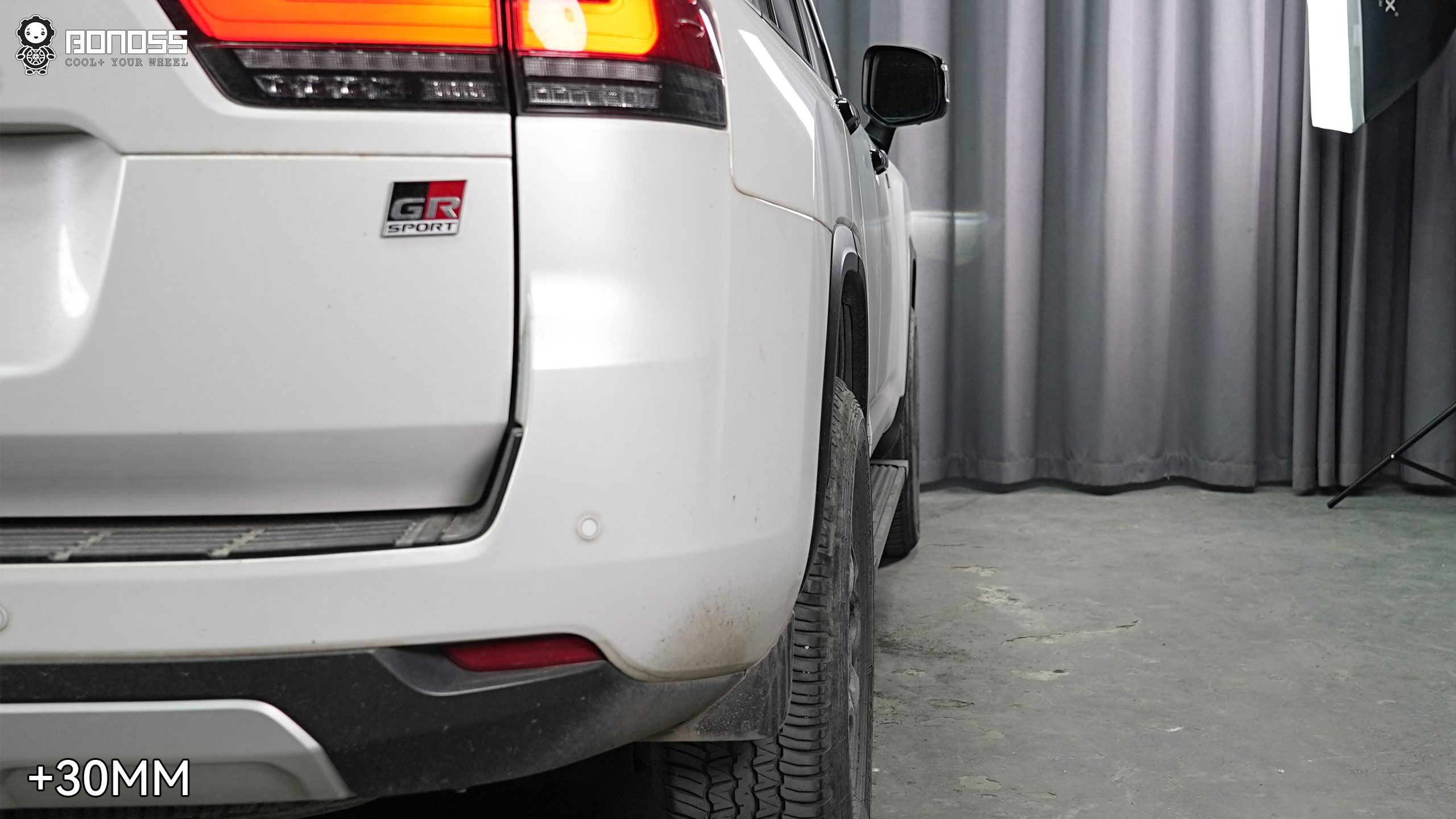 BONOSS Forged Active Cooling Wheel Spacers for 2022 Toyota Land Cruiser 300 Series 25mm Front 30mm Rear (7)