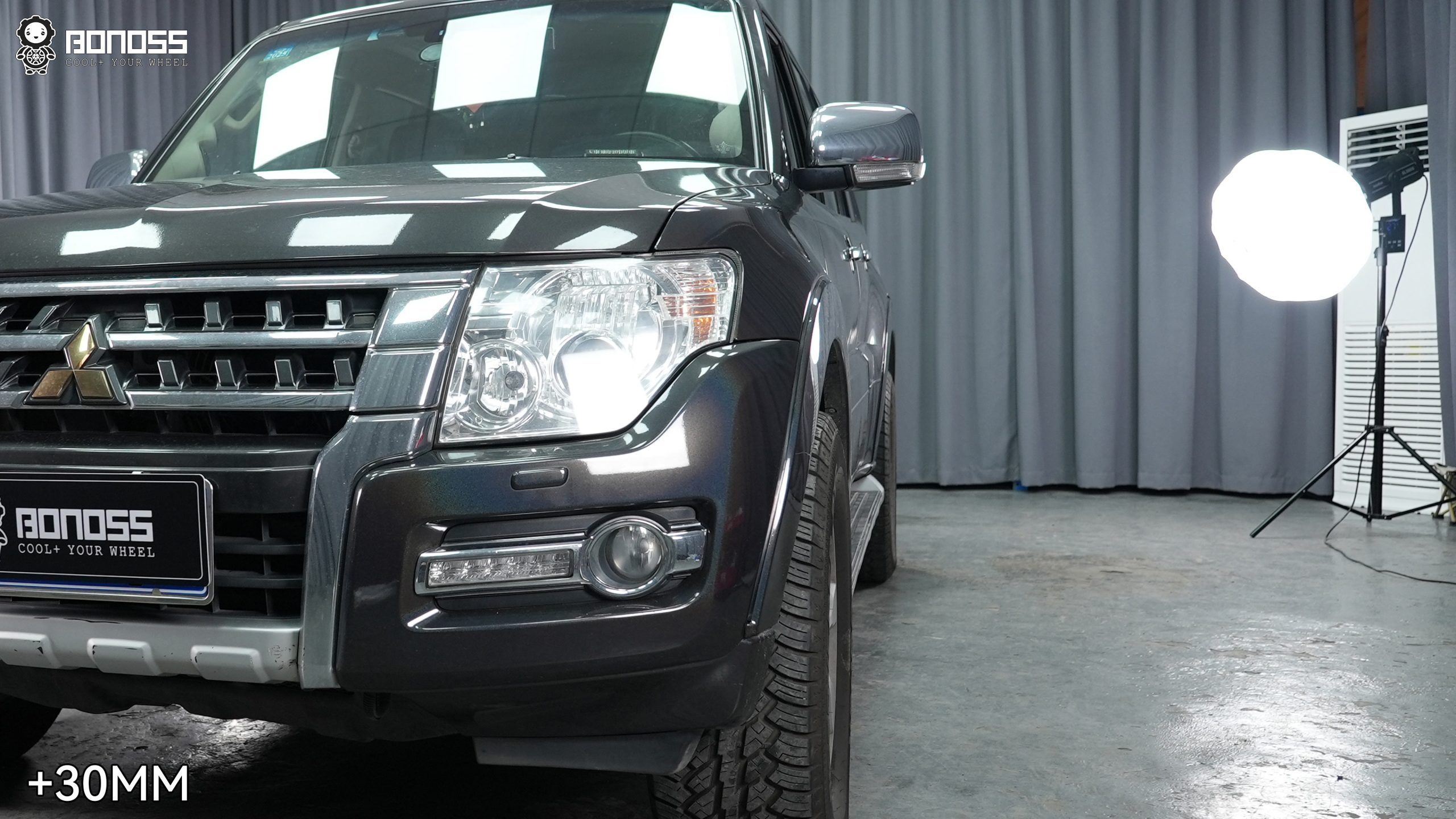 BONOSS Forged Active Cooling Wheel Spacers for Mitsubishi Shogun 30mm Front 30mm Rear (4)