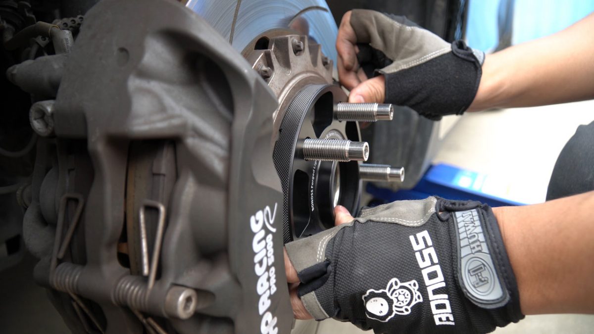 BONOSS Lightweight Plus Wheel Spacers & Titanium Exposed