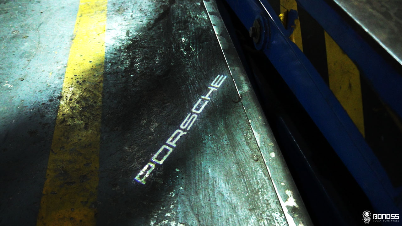 Daily 2021 Porsche 911 992 Carrera install BONOSS Forged Grade 12.9 Shell Type Lock Bolt Kit (18)