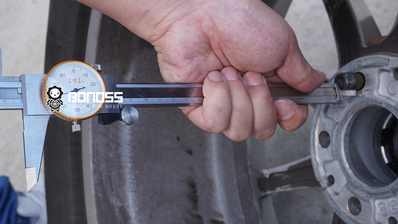 BONOSS-forged-wheel-bolts-grade-10-2021-Mercrdes-Benz-GLE-450-by-rongyan.3