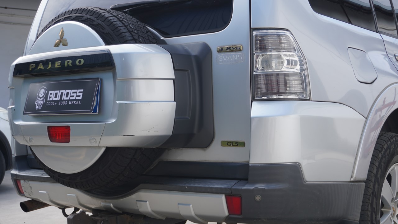 Pajero V98 Wheel Spacers Installation