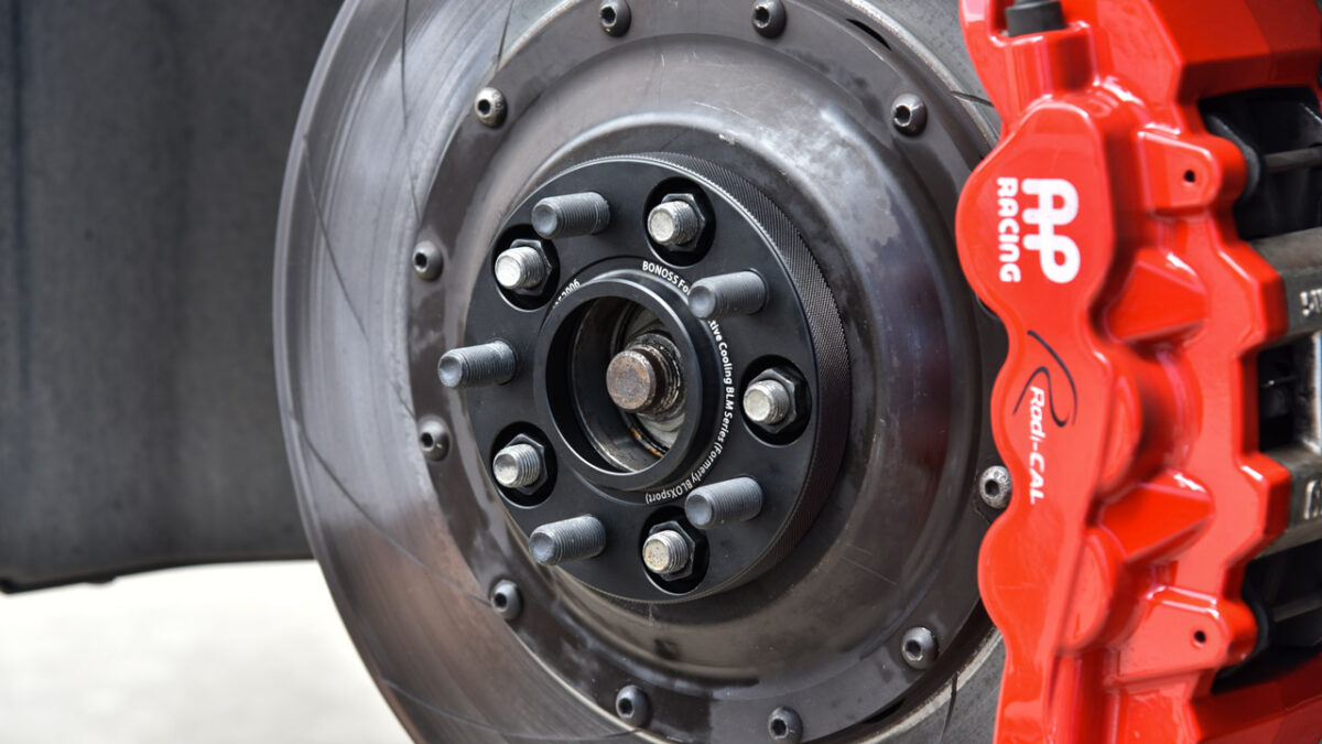 Are 2022 Tesla Model S Wheel Spacers Safe for Racing?
