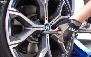 How to Properly Torque 2022 BMW iX Lug Bolts BMW Wheel Bolt Torque Tire Bolts