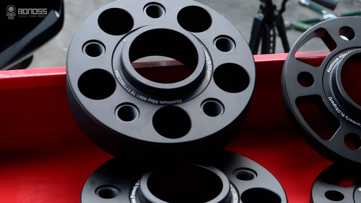 How to Choose Safe 2022 BMW X6 Wheel Spacers?