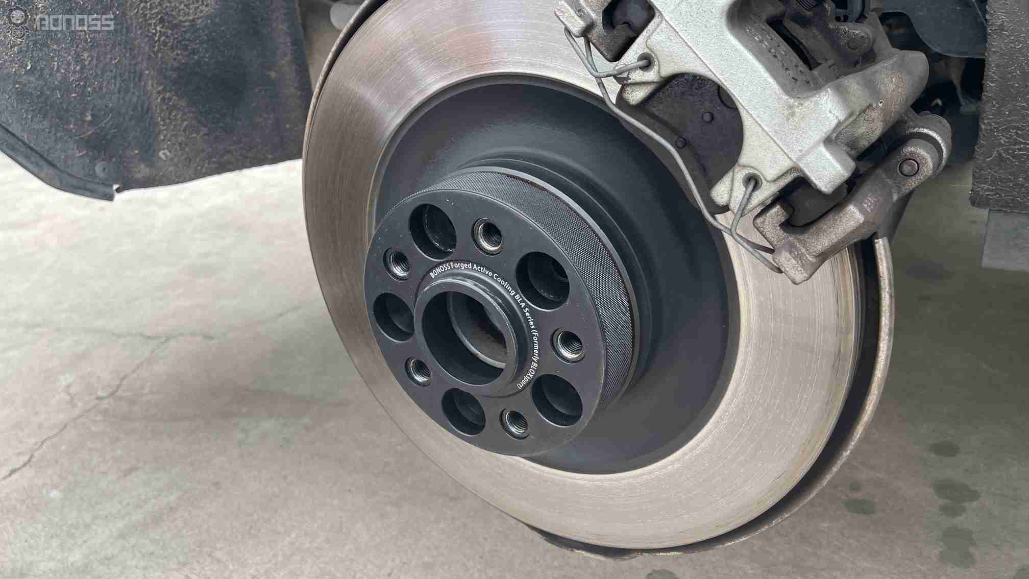 How Wheel Spacers Work On Your 2022 Volvo XC90 -XU(2)