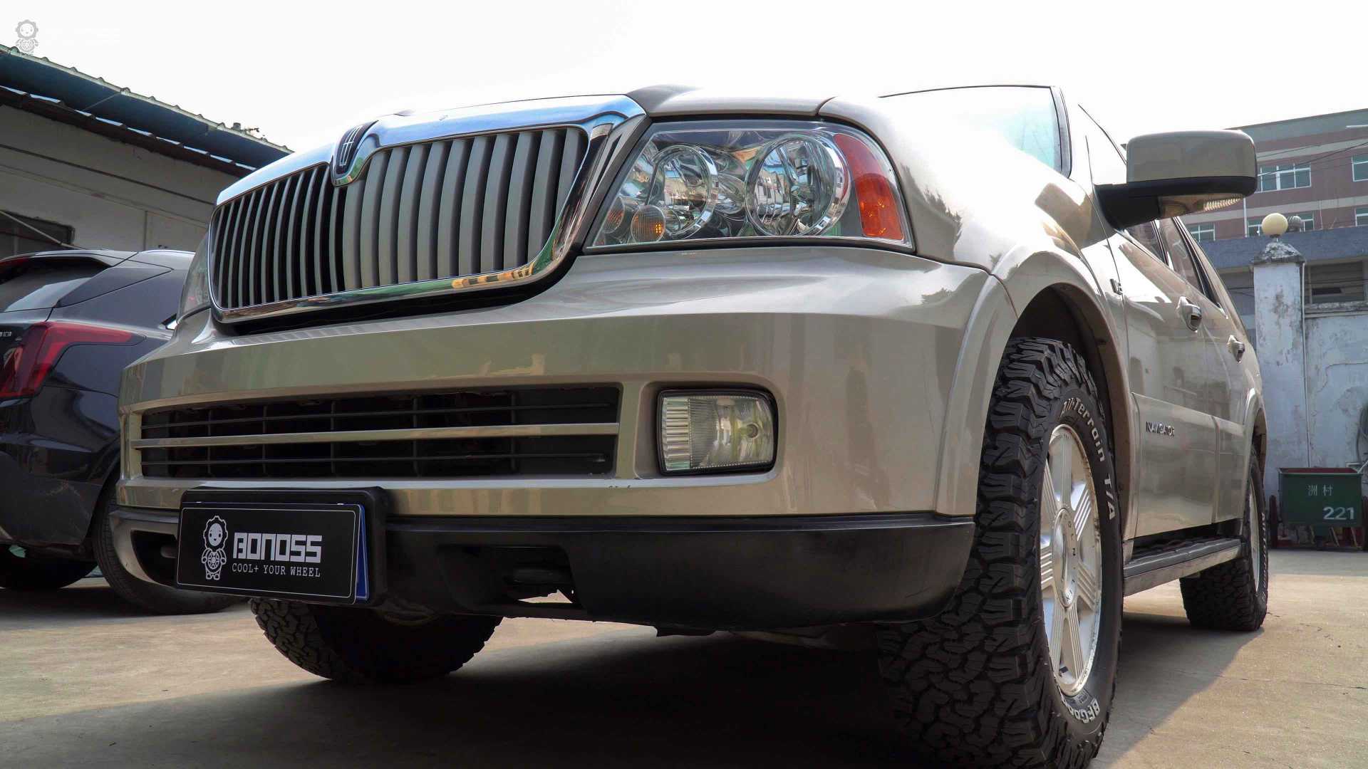 When To Use Wheel Spacers For Your Lincoln Navigator-xu (5)