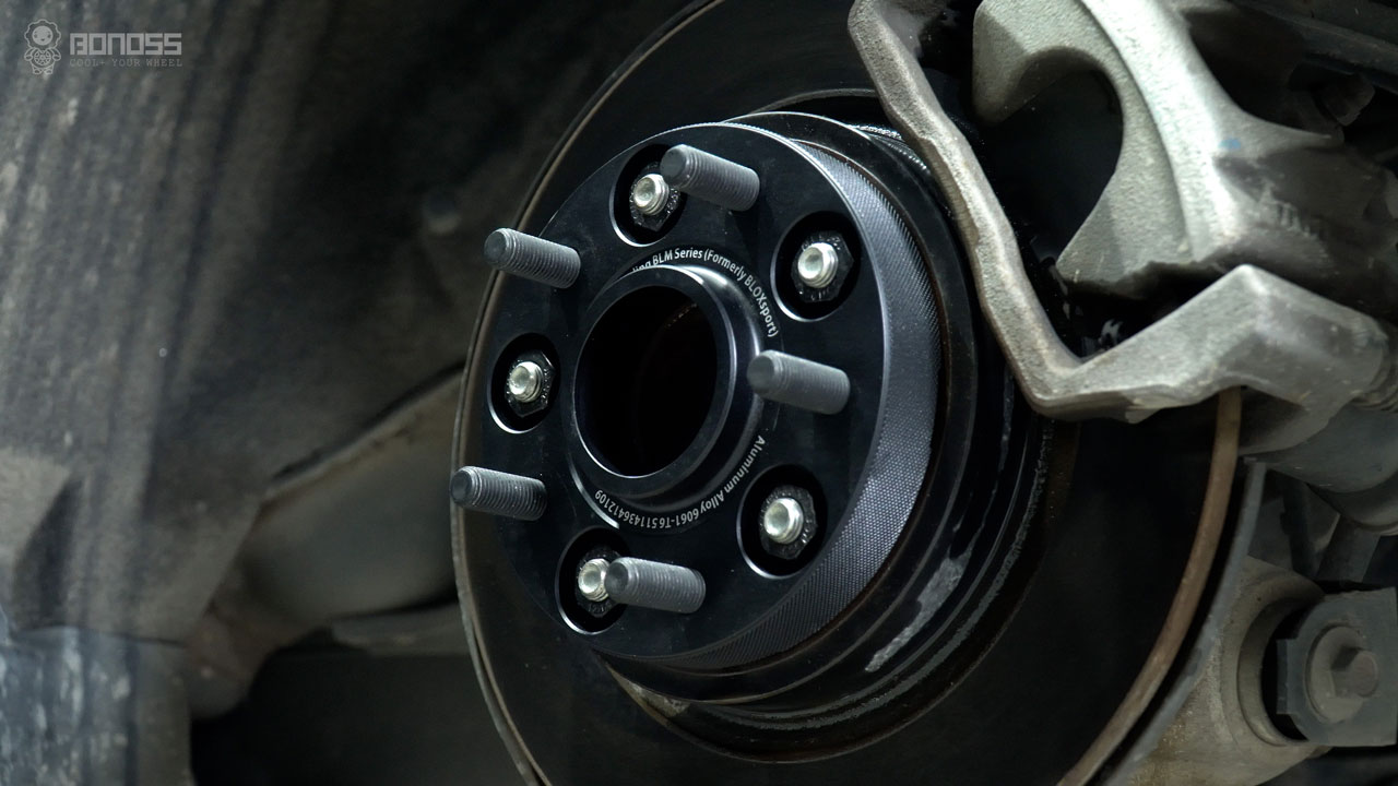 Are 2023 Ford Mustang Wheel Spacers Safe BONOSS Aluminum Tire Spacers Before and After CHZ (2)