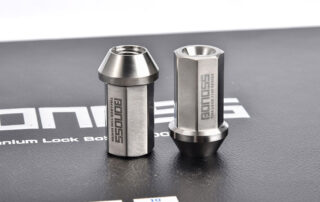 How to Keep 2023 Ford Mustang Lug Nuts from Rusting BONOSS Forged Wheel Nuts (1)