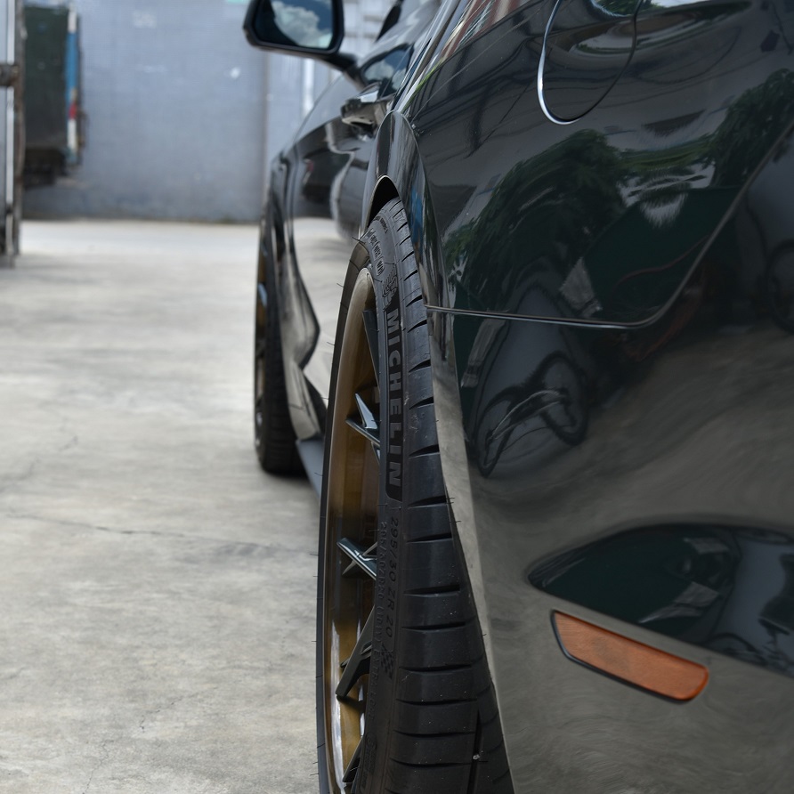 Do 2024 Ford Mustang Wheel Spacers Allow for Wider Tires?