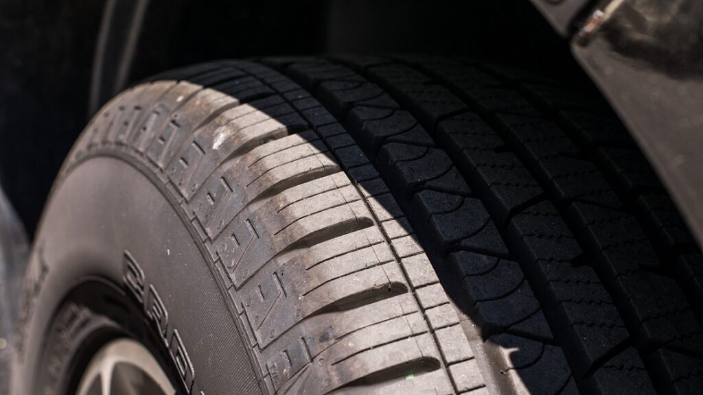 Are Quality 2023 Toyota RAV4 Wheel Spacers Help SUV Offroad?