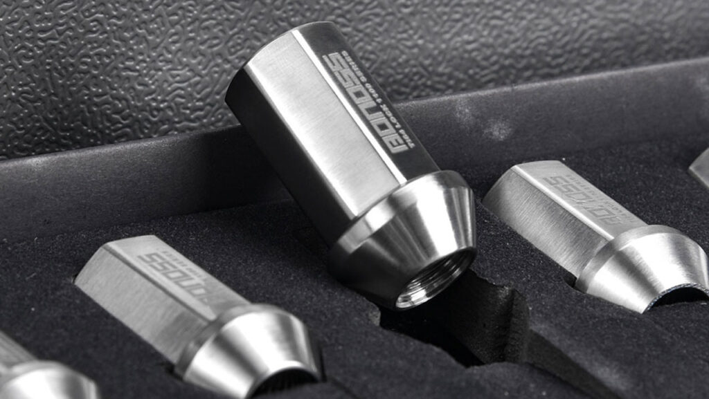 What 2023 Nissan Altima Lug Nuts Perform Better?