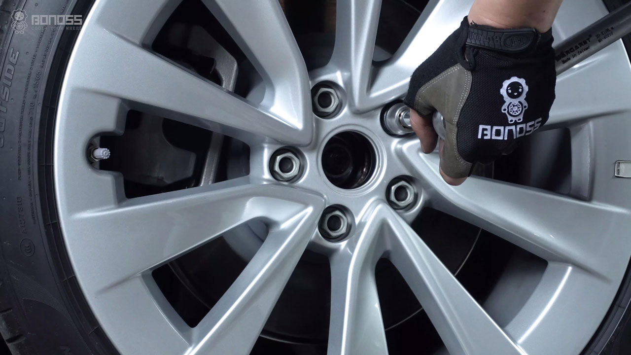 Can You Put Spacers on A Tesla EV BONOSS Forged Active Cooling Alloy Rim Spacers Good or Bad CHZ (2)