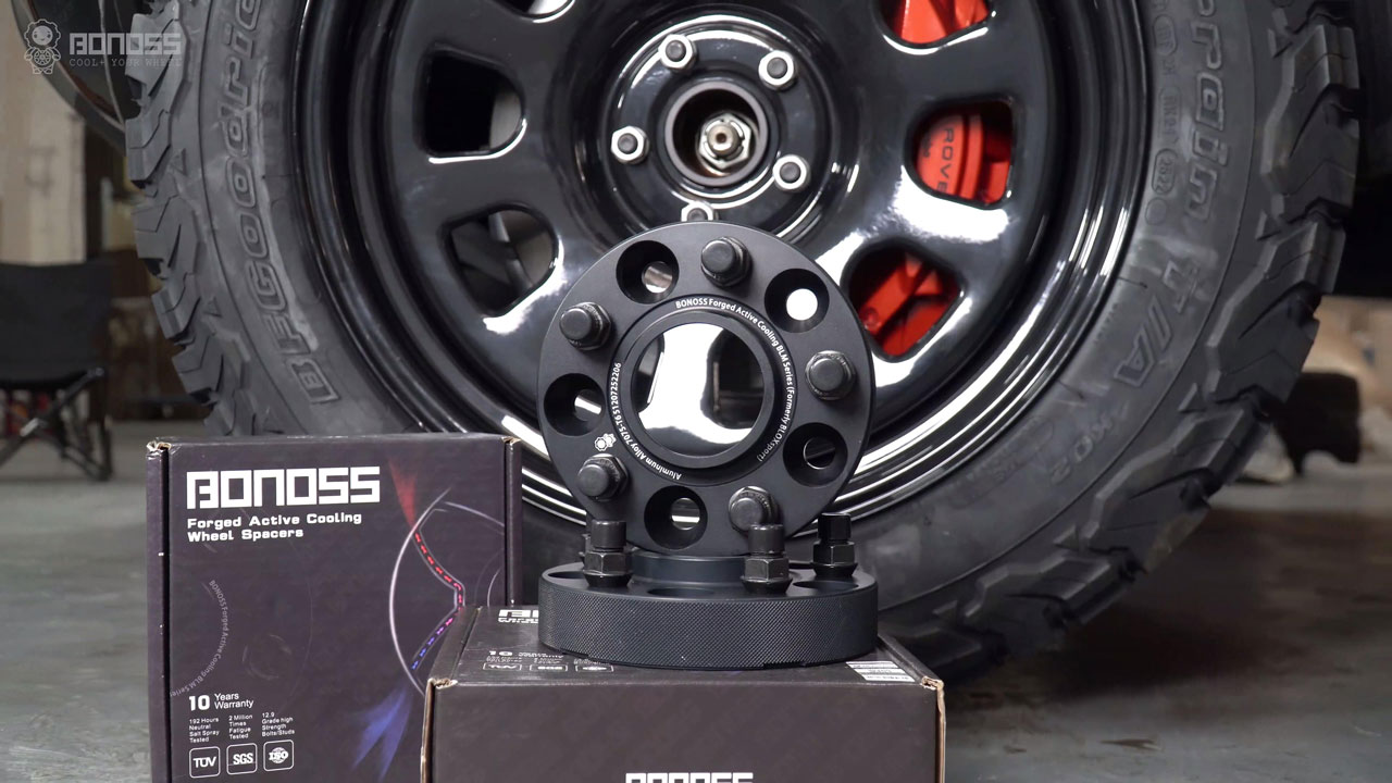 BONOSS Forged Active Cooling 2023 Land Rover Defender Wheel Spacers Front 25mm Rear 30mm Before and After Example CHZ (3)
