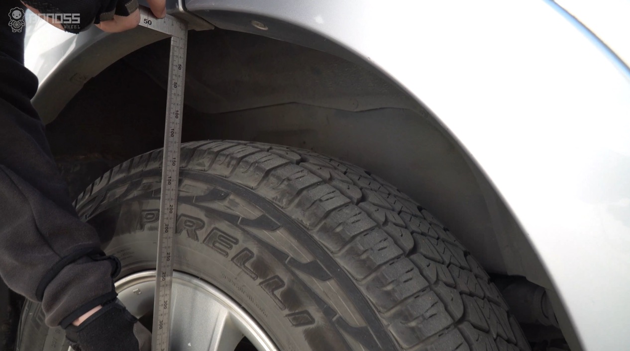 Which size Mitsubishi Outlander wheel spacers are best?