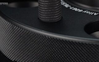 Will Discovery 2 30mm wheel spacers cause vibration?