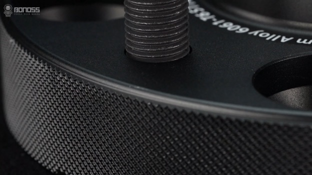 Will Discovery 2 30mm wheel spacers cause vibration?