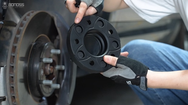 Which Range Rover Wheel Spacers are Good to Run?