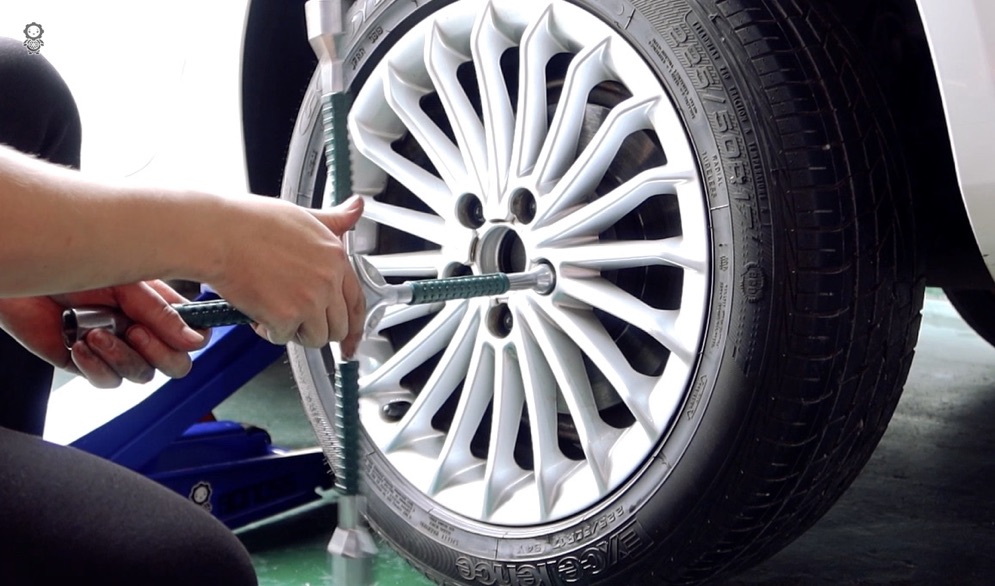 2023 Audi A4 Wheel Spacers Are They Actually Safe? BONOSS