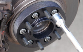 Is It Safe to Drive with 2023 Chevy Traverse Wheel Spacers BONOSS Forged Hubcentric Rim Spacers Before and After CHZ (1)