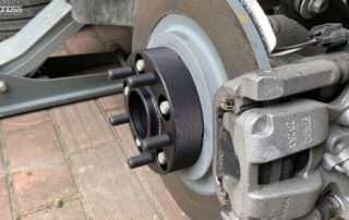 Which 2023 Chevy Equinox Wheel Spacers Are Best BONOSS Forged Active Cooling Full-cone Seat ISO Grade 12.9 Studs Good or Bad CHZ (2)