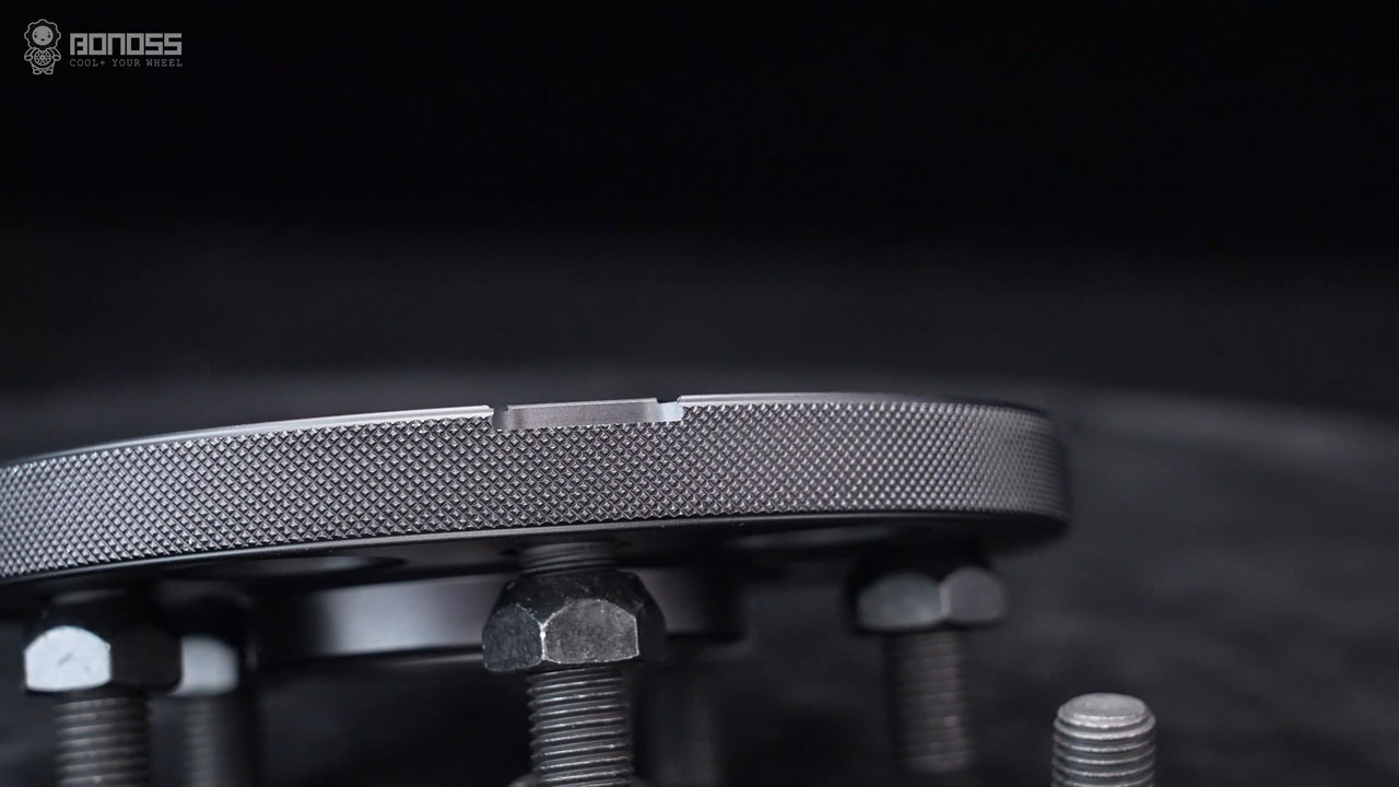 Can Tesla Model Y Spacers Prevent Fender Scratches BONOSS Forged Active Cooling Hubcentric Stud Spacers CHZ (2)