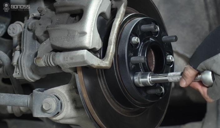 What size 2014 F150 wheel spacers do I need?