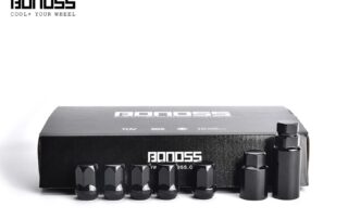 How many lug nuts is a Range Rover?