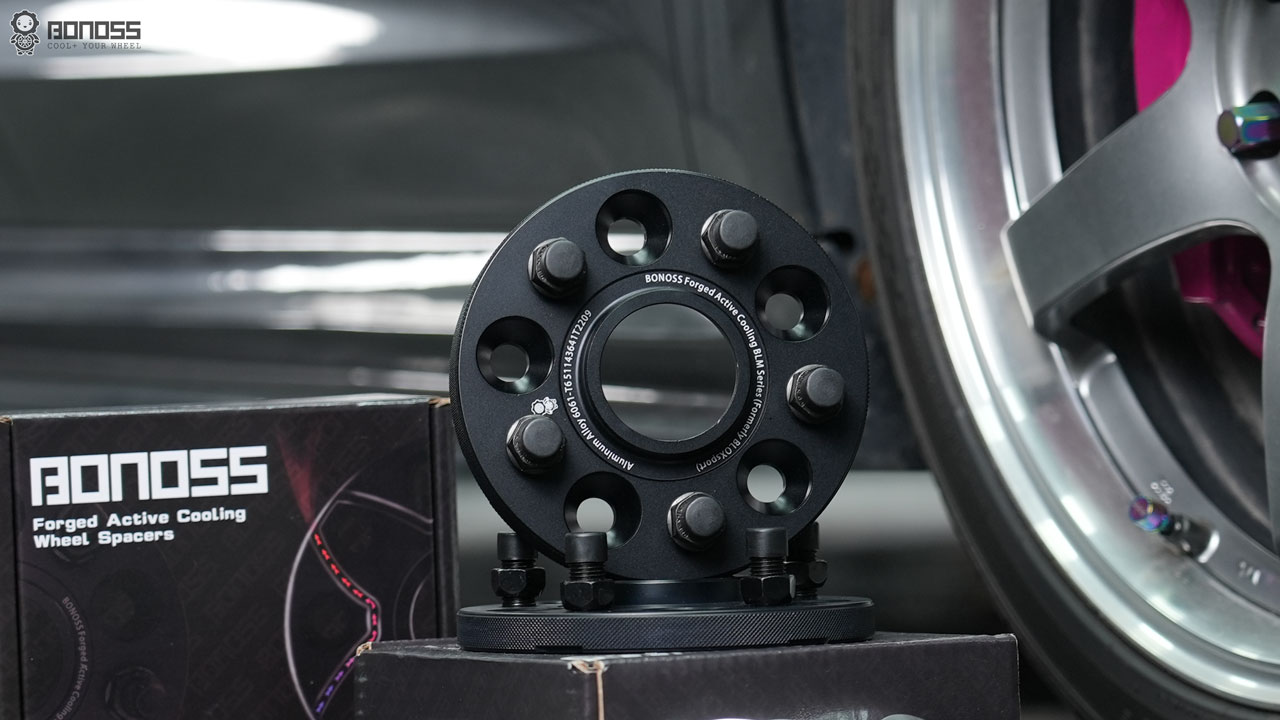 What Size 2024 Lucid Air Wheel Spacers Are Best BONOSS Forged Active Cooling 5 Lug Rim Spacers Bolt Pattern Before and After CHZ (2)