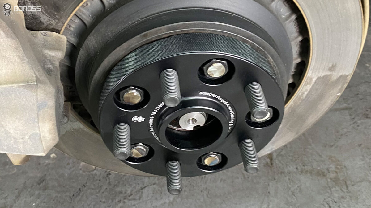 Does Lexus Spacer and Dodge Have the Same Bolt Pattern?