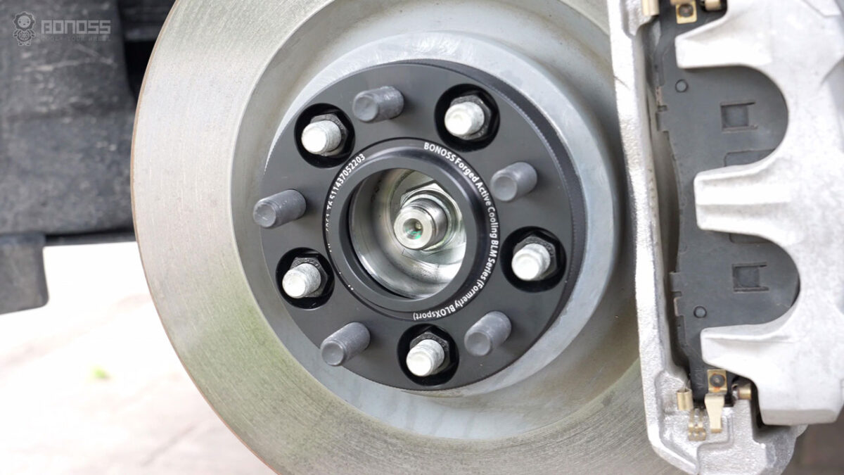 What Bolt Pattern is a 2025 Ford Explorer Spacer?