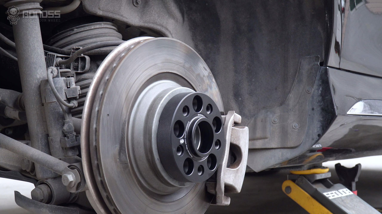 What Bolt Pattern is a 2025 Range Rover Sport Spacer BONOSS Forged Active Cooling Aluminum Alloy Rim Spacers CHZ