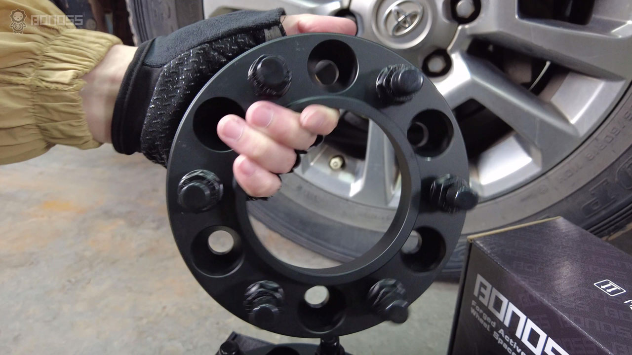 What is the Bolt Pattern on a 2025 Toyota Land Cruiser Prado Spacer BONOSS Forged 6x139.7 Active Cooling Hubcentric Spacers Good or Bad CHZ (3)