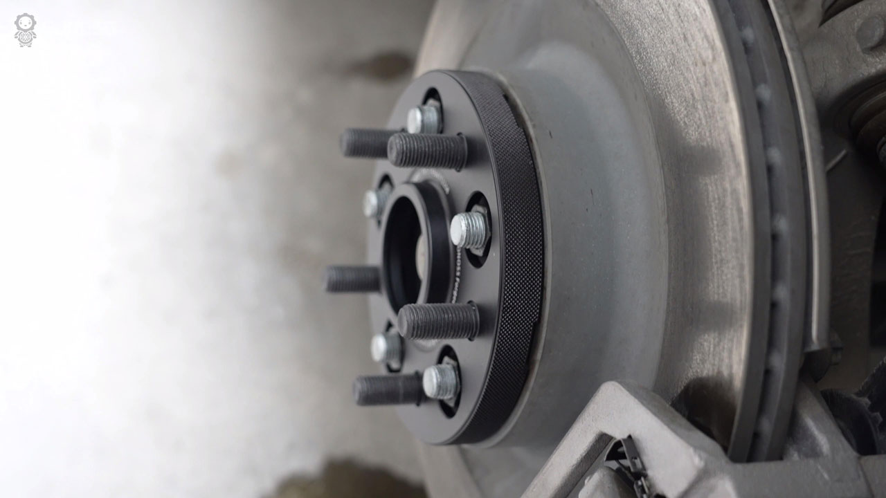 Are Dodge Charger Wheel Spacers Good or Bad BONOSS Forged Active Cooling Hubcentric 5 Lug Spacers Good or Bad CHZ (1)