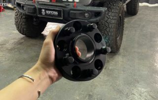 What Do Spacers Do on a Jeep Wrangler BONOSS Forged Active Cooling Adapters Hubcentric Spacers Before and After Example CHZ (1)