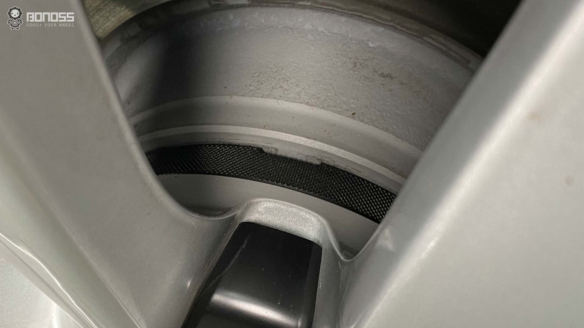 2025 Top-rated Tesla Model X Wheel Spacers Fitment BONOSS Forged Active Cooling Adapters Hubcentric Spacers Pros Before and After Example CHZ (3)