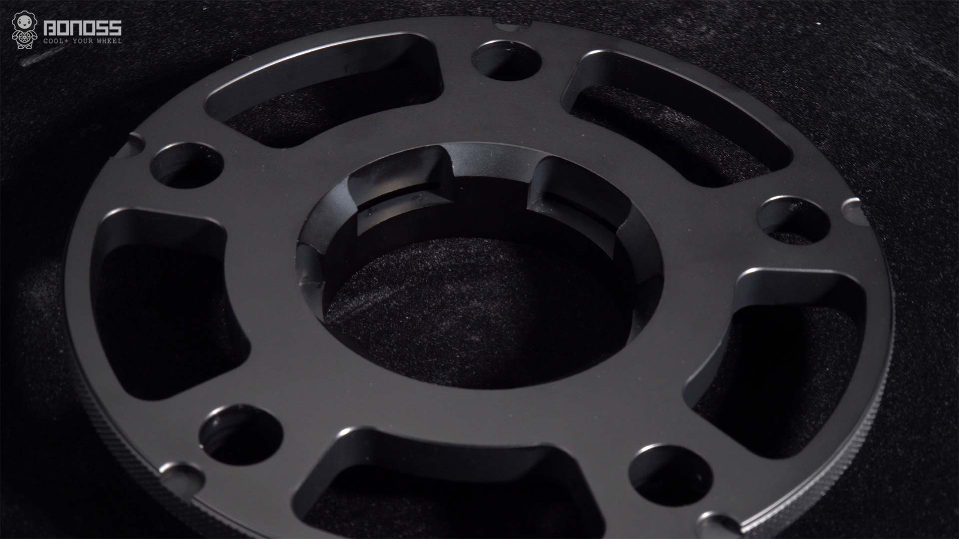 Do Porsche Cayenne Wheel Spacers Need to be Hubcentric BONOSS Forged Lightweight Plus Adapters Hubcentric Spacers Before and After (1)