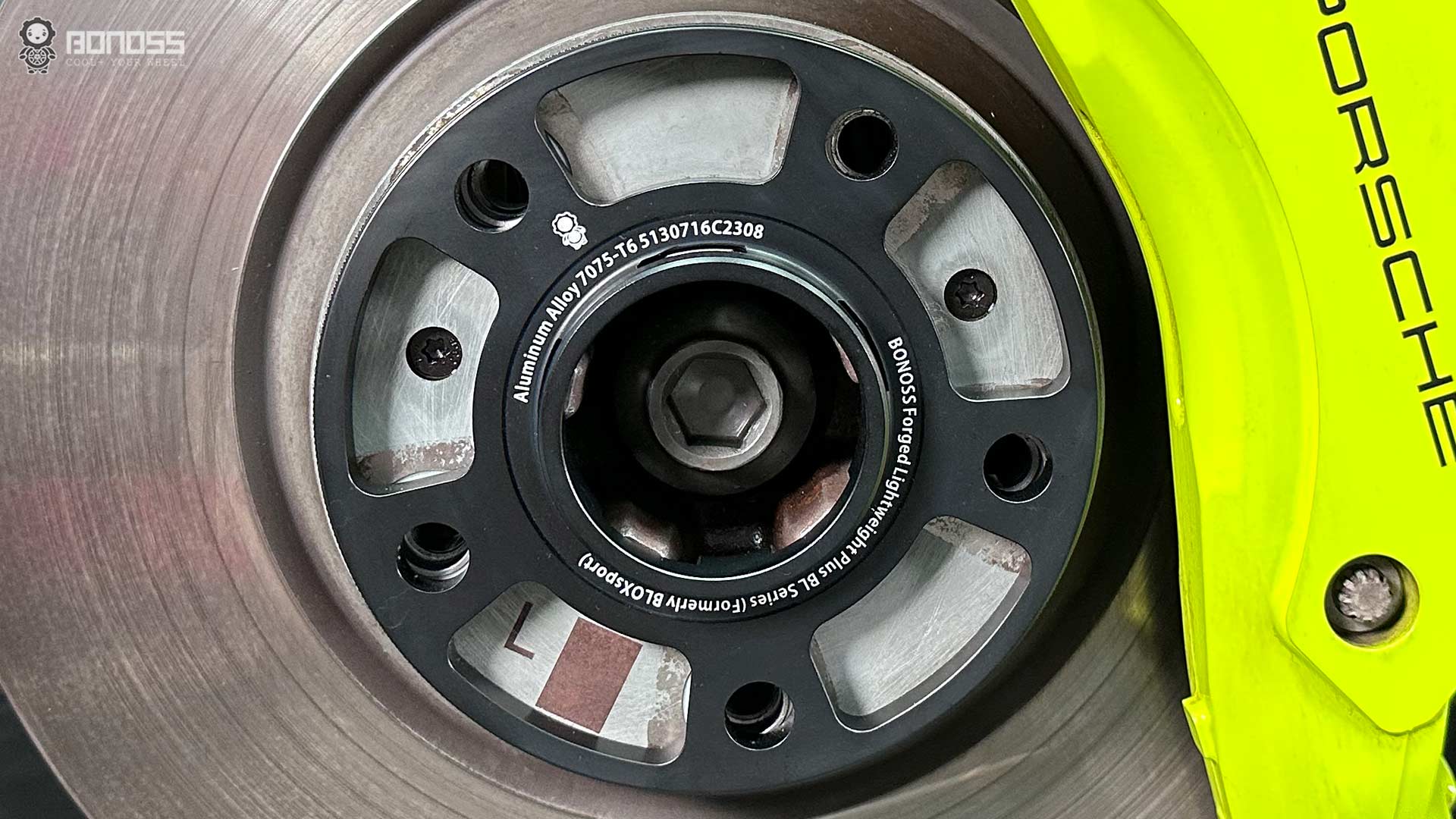 Do Porsche Cayenne Wheel Spacers Need to be Hubcentric BONOSS Forged Lightweight Plus Adapters Hubcentric Spacers Before and After (2)