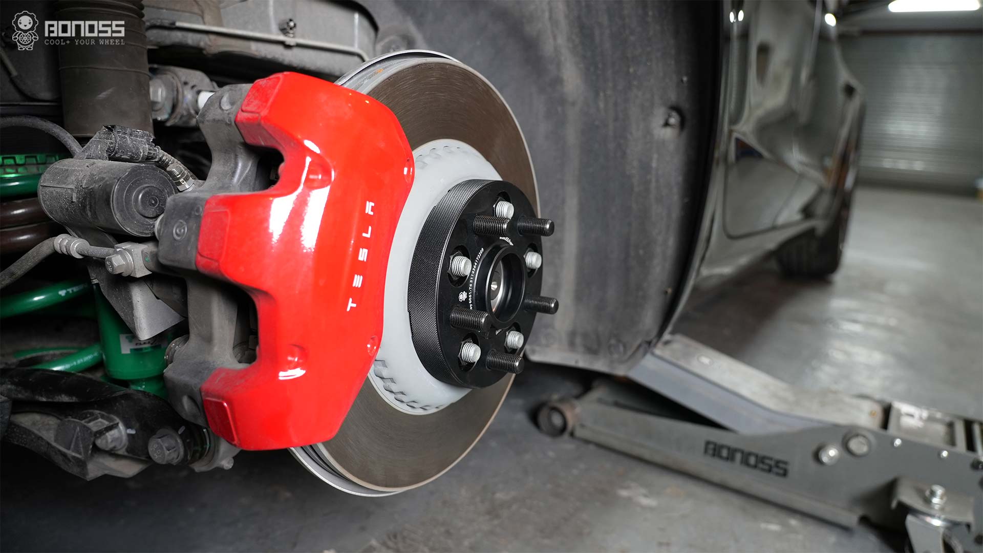 Tesla Model 3 Performance Wheel Spacers Torque Installation Pro Tips BONOSS Forged Active Cooling Adapters Hubcentric Spacers Pros Before and After Example CHZ (2)