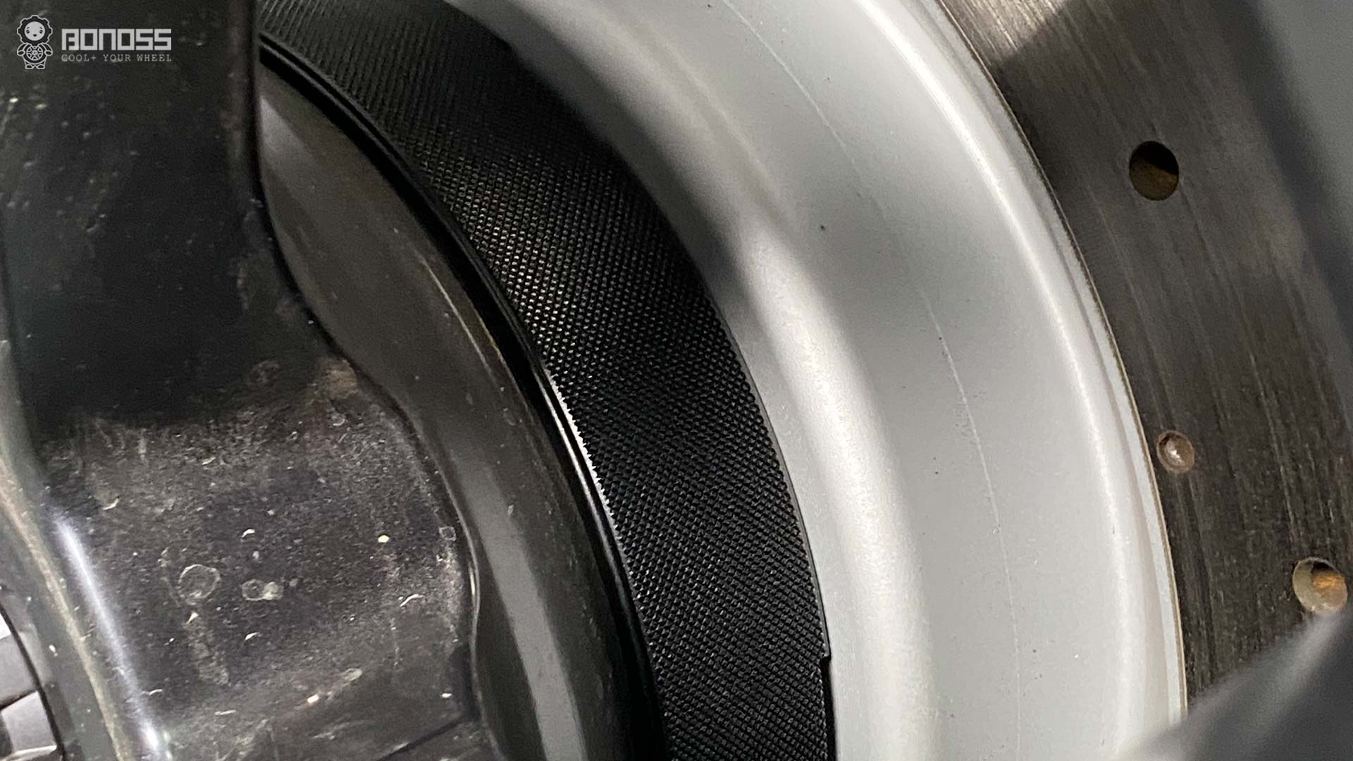 2022 Ford Bronco Wheel Spacers Torque Specs Pro Tips BONOSS Forged Active Cooling Adapters Hubcentric Spacers Pros Before and After Example CHZ (1)
