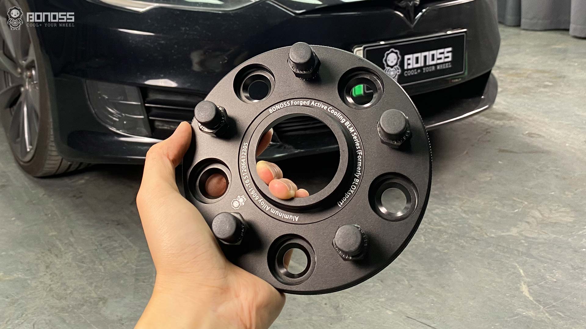 Best Tesla Model S Spacers Guide 3 Pro Installation Secrets BONOSS Forged Active Cooling Adapters Hubcentric Spacers Pros Before and After Example CHZ (1)