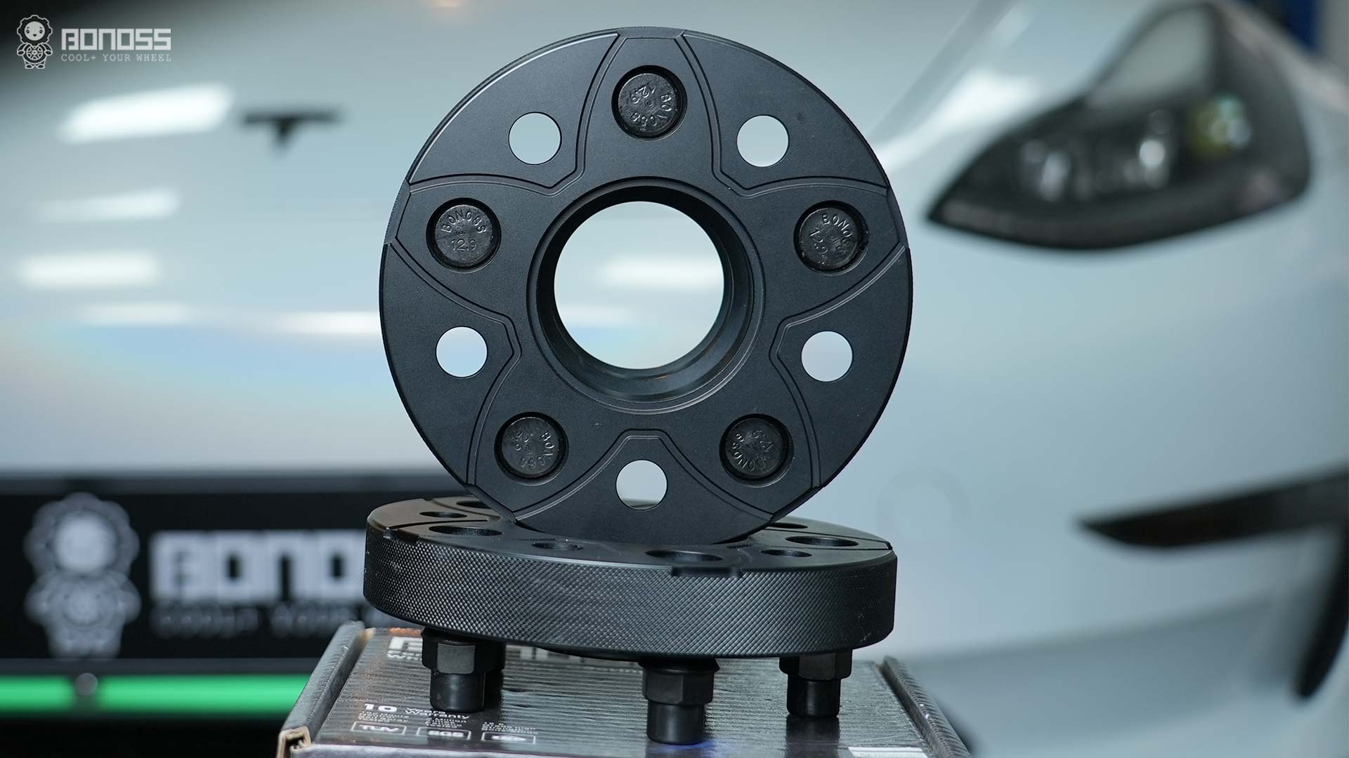 Tesla Model 3 Performance Spacers A Complete Breakdown BONOSS Forged Active Cooling Adapters Hubcentric Spacers Pros Before and After Example CHZ (1)