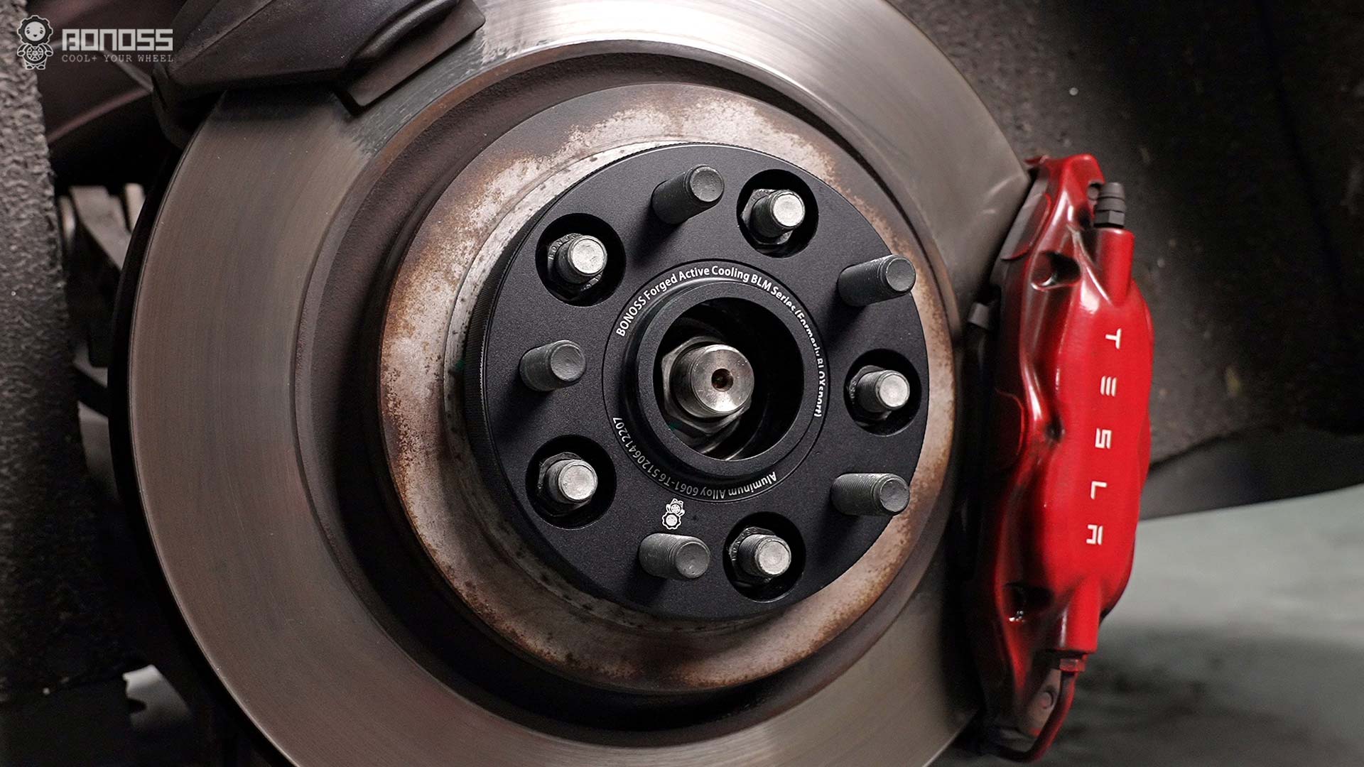 Tesla Model S Spacers The Must-Know Facts BONOSS Forged Active Cooling Adapters Hubcentric Spacers Pros Before and After Example CHZ (2)