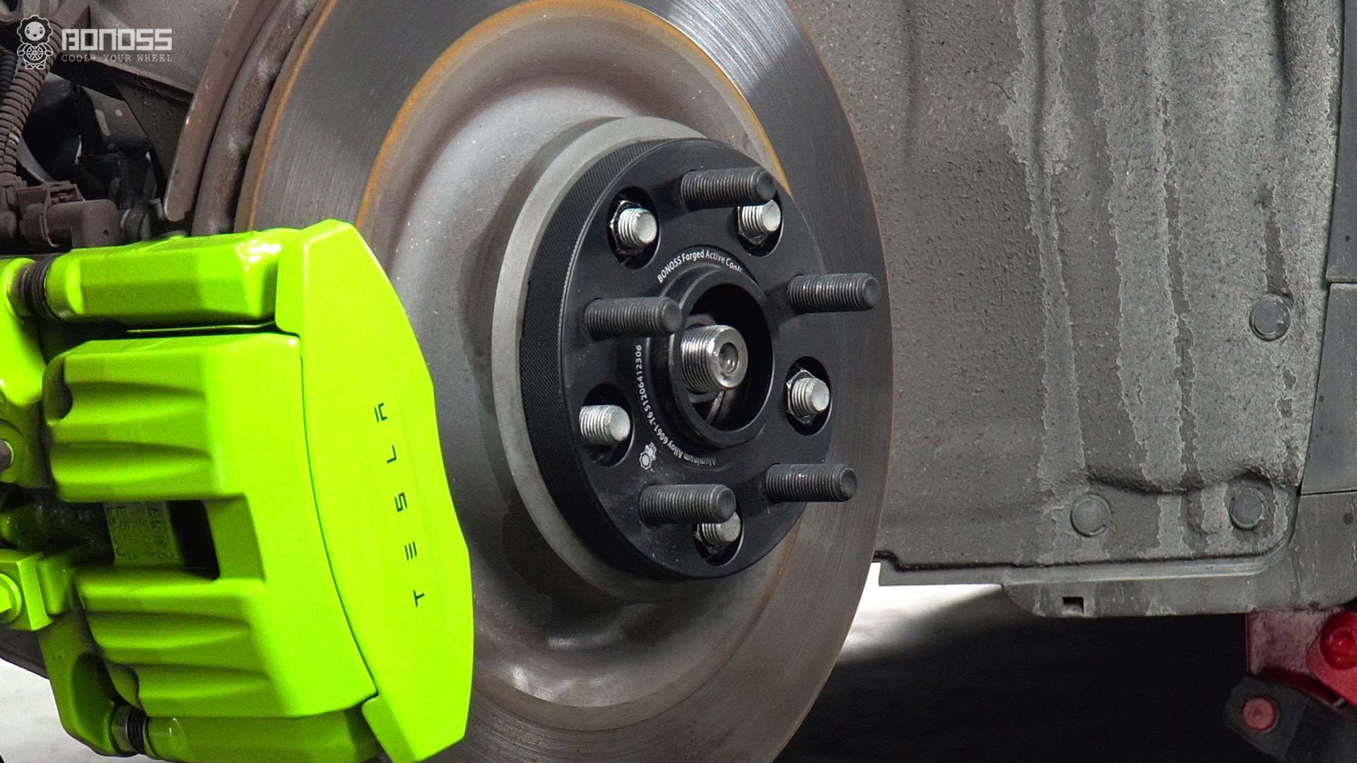 Tesla Model X Wheel Spacers Before & After Results (2025 Guide) BONOSS Forged Active Cooling Adapters Hubcentric Spacers Pros Before and After Example CHZ (2)