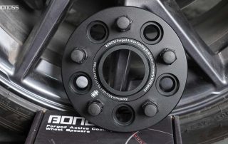 Ultimate 5x4.5 Wheel Spacers Guide (Expert-Tested & Reviewed) BONOSS Forged Active Cooling Adapters Hubcentric Spacers Pros Before and After Example CHZ (3)