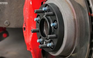 Ultimate Jeep Wrangler JK Wheel Spacers Sizing Guide BONOSS Forged Active Cooling Adapters Hubcentric Spacers Pros Before and After Example CHZ (1)