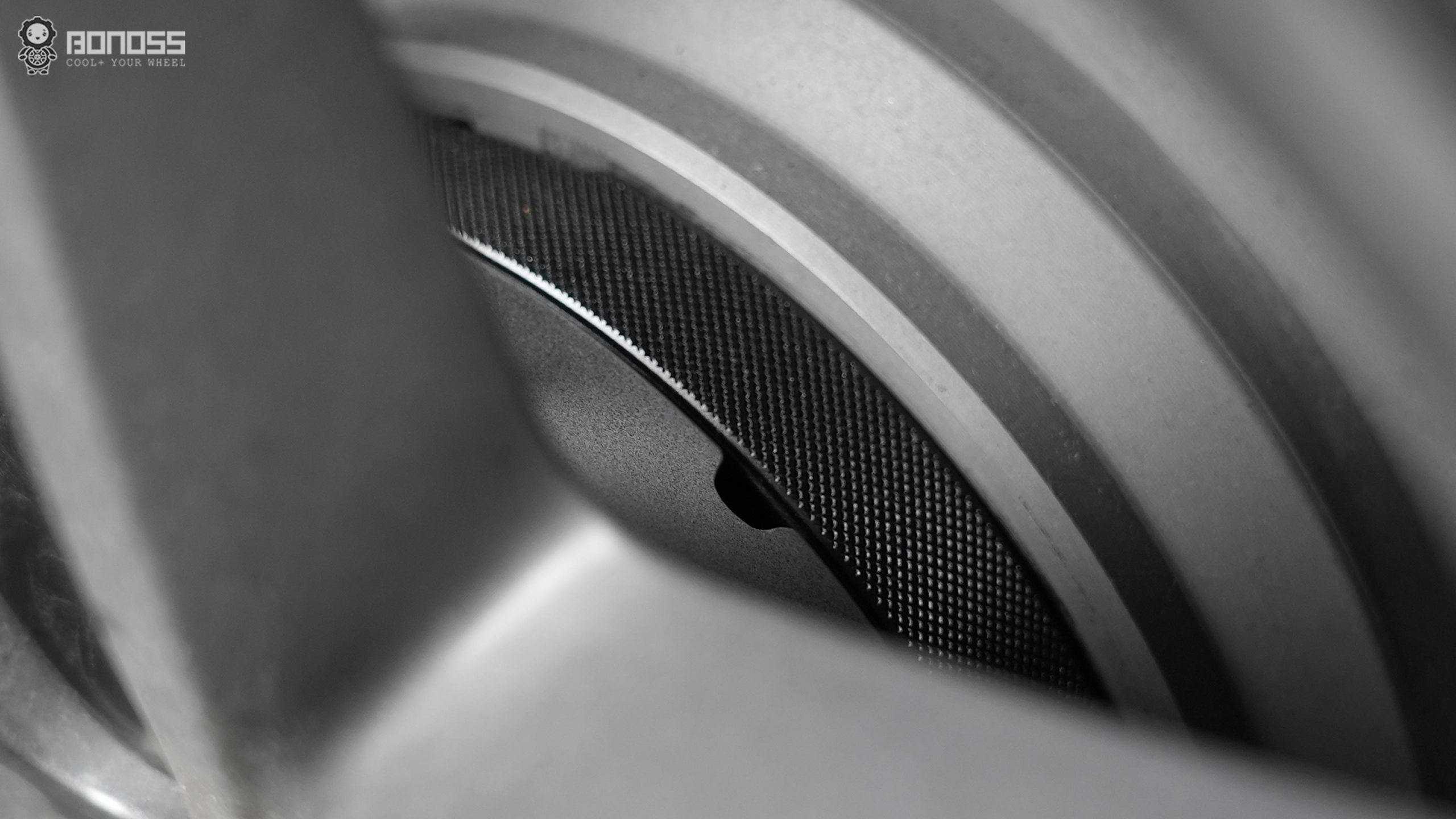 Are Tesla Spacers Worth It We Tested the Top Brands BONOSS Forged Active Cooling Adapters Hubcentric Spacers Pros Before and After Example (2)